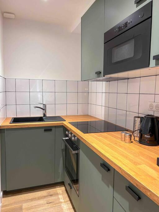 L'Eden Au Porte De Paris Metro 9 Montreuil  Ngoại thất bức ảnh